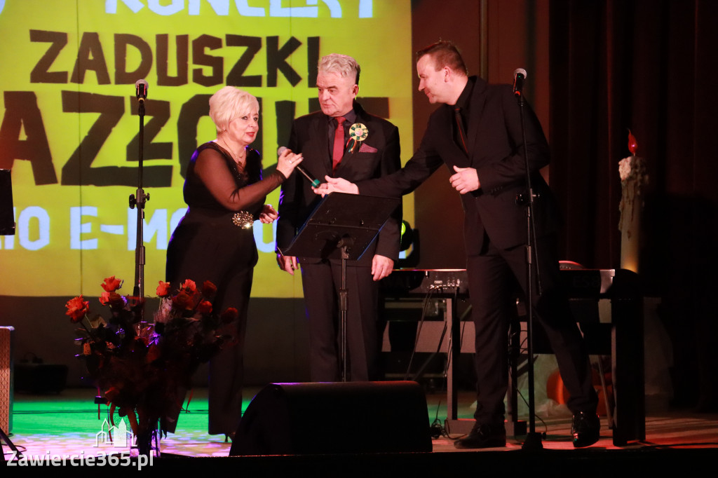 Fotorelacja Koncert Zaduszki Jezzowe w Porębie.