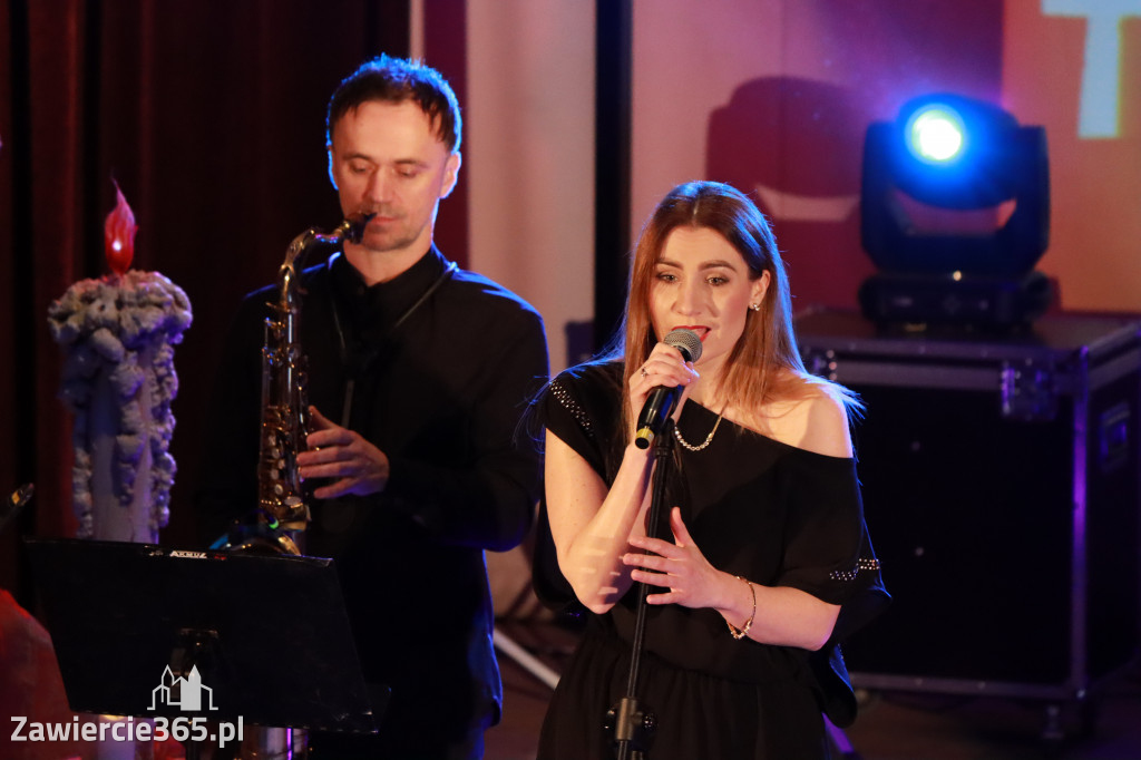 Fotorelacja Koncert Zaduszki Jezzowe w Porębie.