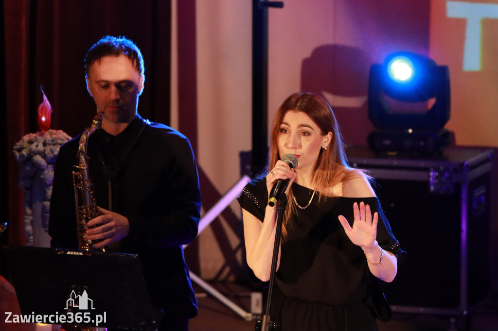 Fotorelacja Koncert Zaduszki Jezzowe w Porębie.