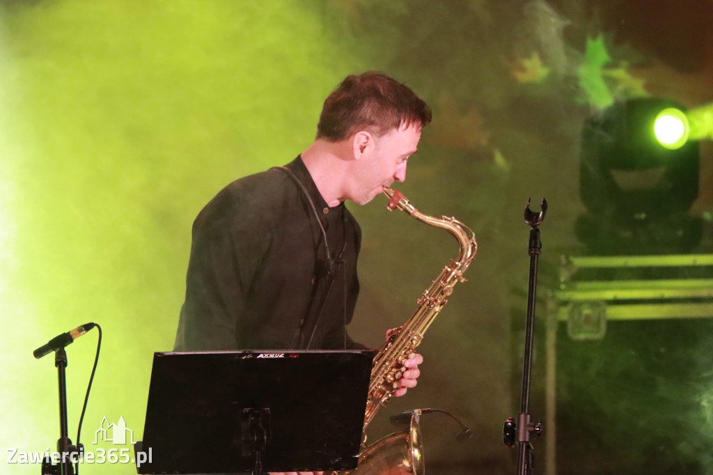 Fotorelacja Koncert Zaduszki Jezzowe w Porębie.
