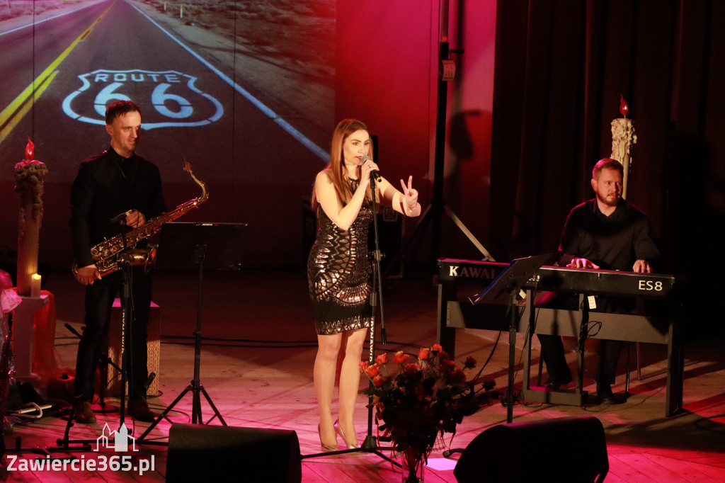 Fotorelacja Koncert Zaduszki Jezzowe w Porębie.