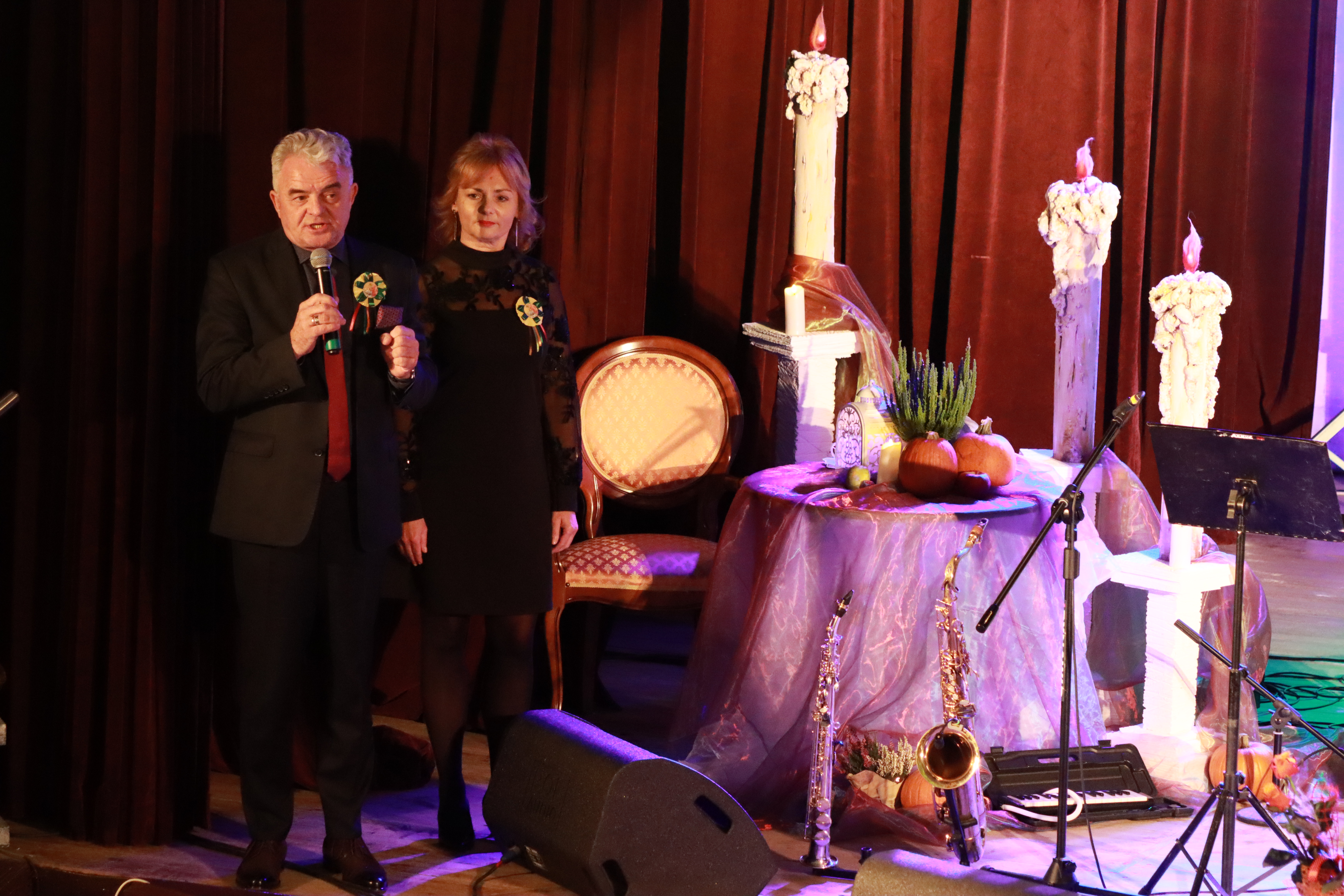 Fotorelacja Koncert Zaduszki Jezzowe w Porębie.