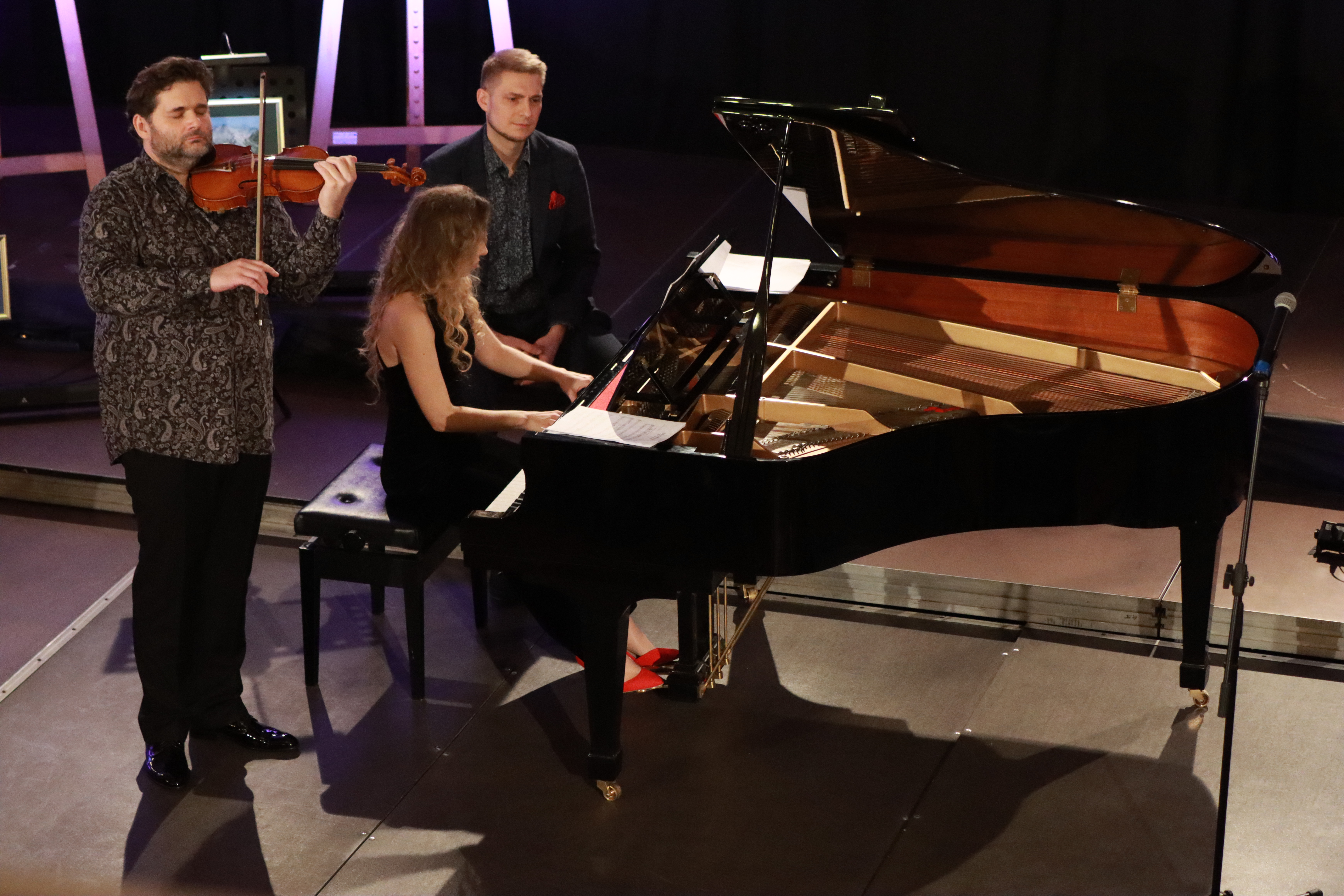 Fotorelacja Koncert DWA ŚWIATY - SZTUKA BEZ GRANIC