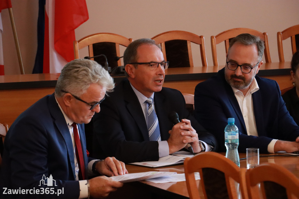 Fotorelacja: Konferencja - przyszłość Zawiercia