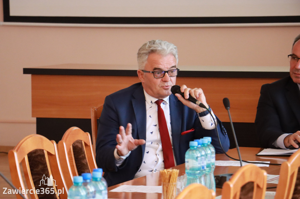 Fotorelacja: Konferencja - przyszłość Zawiercia