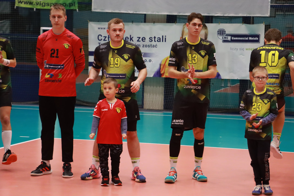 KS Viret CMC Zawiercie Przegrywamy z KSSPR Końskie 25:27 (13:13)