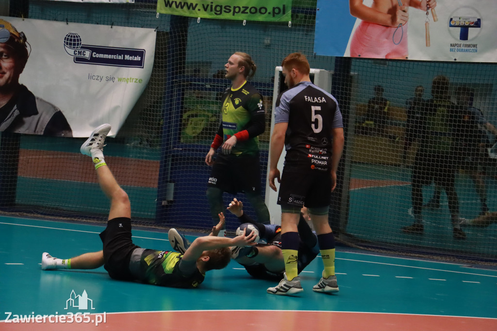 KS Viret CMC Zawiercie Przegrywamy z KSSPR Końskie 25:27 (13:13)