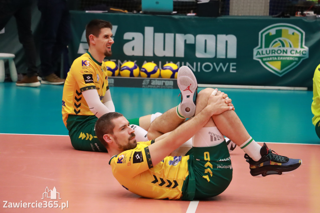 PRZEDŚWIĄTECZNE ZWYCIĘSTWO, RADOMIANIE POKONANI 3:0