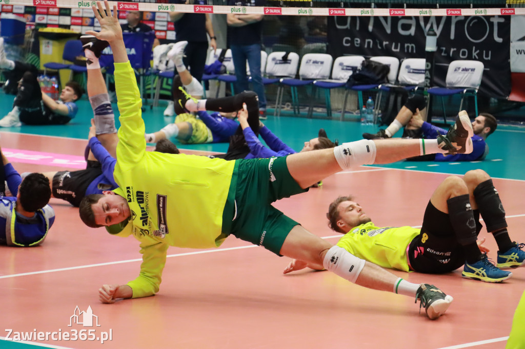 PRZEDŚWIĄTECZNE ZWYCIĘSTWO, RADOMIANIE POKONANI 3:0