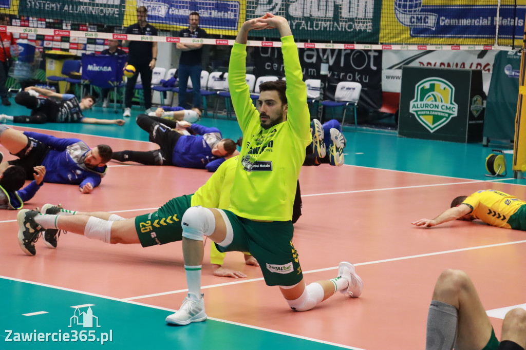 PRZEDŚWIĄTECZNE ZWYCIĘSTWO, RADOMIANIE POKONANI 3:0