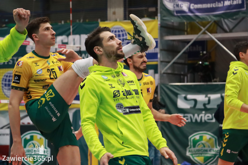 PRZEDŚWIĄTECZNE ZWYCIĘSTWO, RADOMIANIE POKONANI 3:0