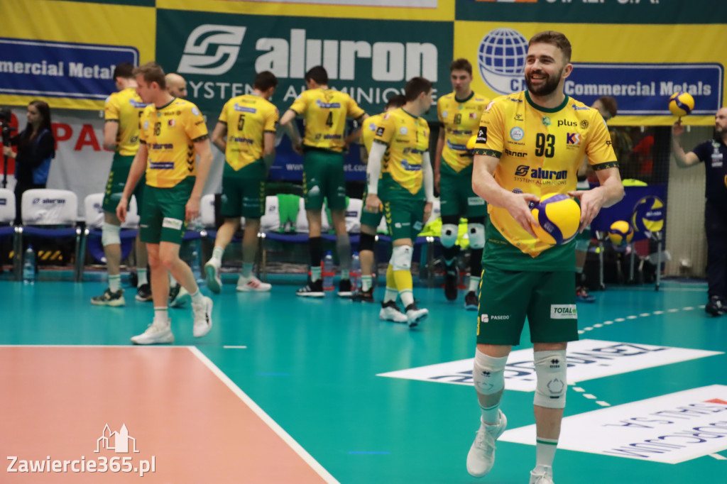 PRZEDŚWIĄTECZNE ZWYCIĘSTWO, RADOMIANIE POKONANI 3:0