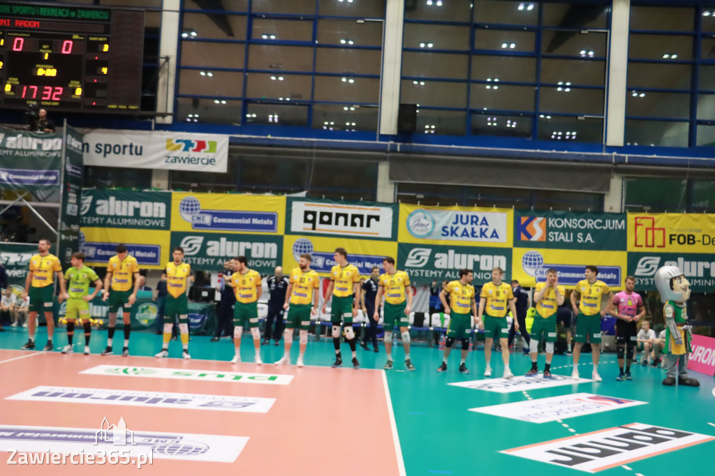 PRZEDŚWIĄTECZNE ZWYCIĘSTWO, RADOMIANIE POKONANI 3:0