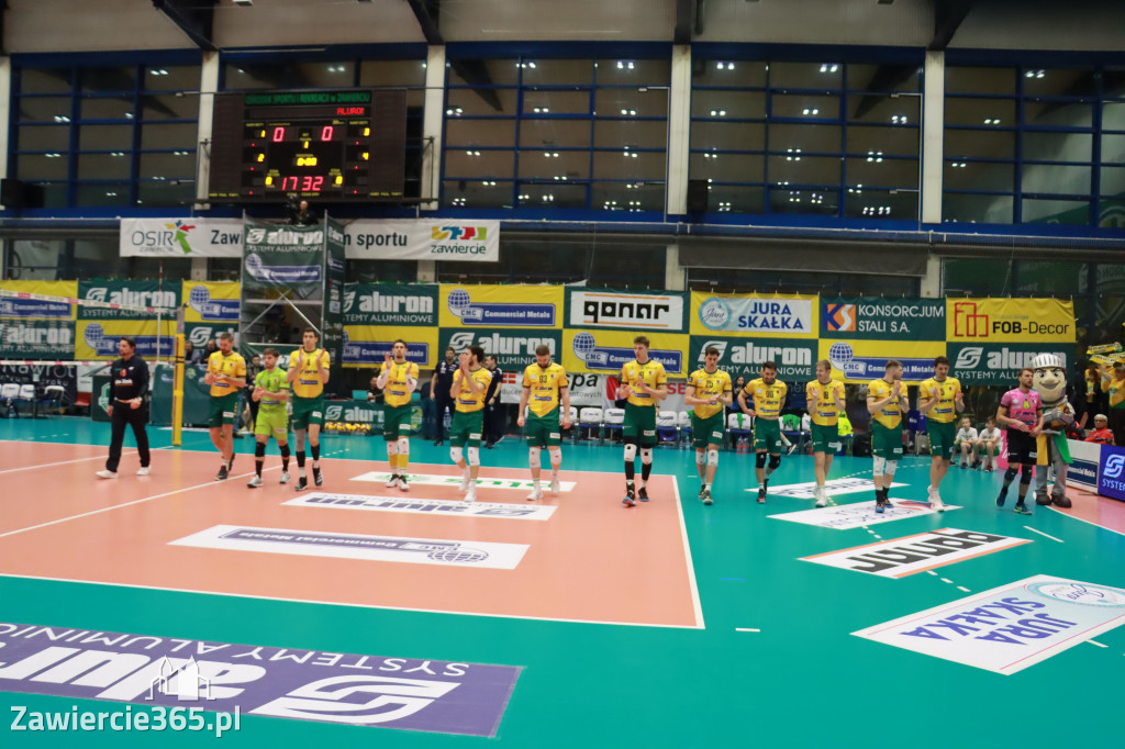 PRZEDŚWIĄTECZNE ZWYCIĘSTWO, RADOMIANIE POKONANI 3:0