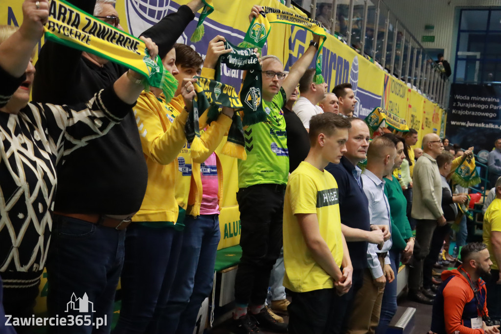 PRZEDŚWIĄTECZNE ZWYCIĘSTWO, RADOMIANIE POKONANI 3:0