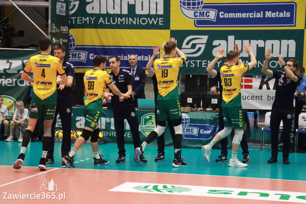 PRZEDŚWIĄTECZNE ZWYCIĘSTWO, RADOMIANIE POKONANI 3:0