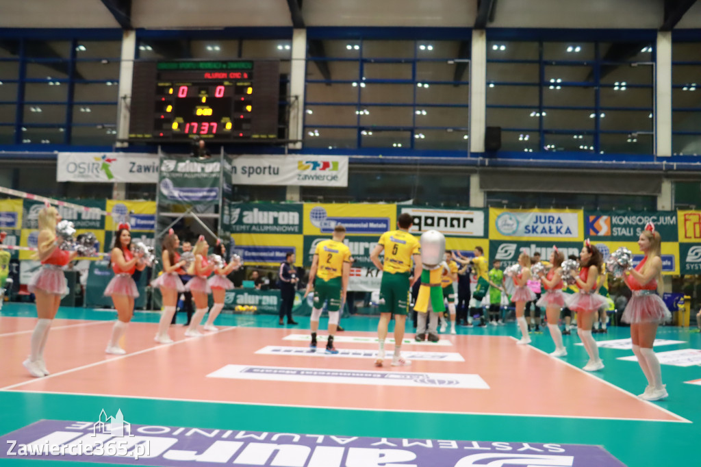 PRZEDŚWIĄTECZNE ZWYCIĘSTWO, RADOMIANIE POKONANI 3:0