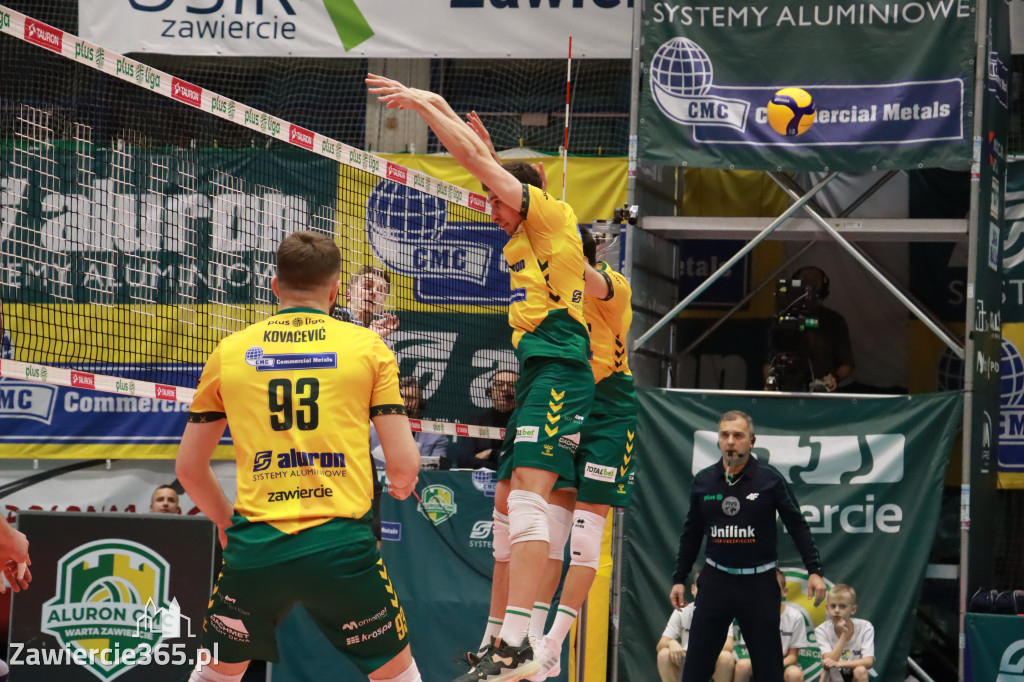PRZEDŚWIĄTECZNE ZWYCIĘSTWO, RADOMIANIE POKONANI 3:0