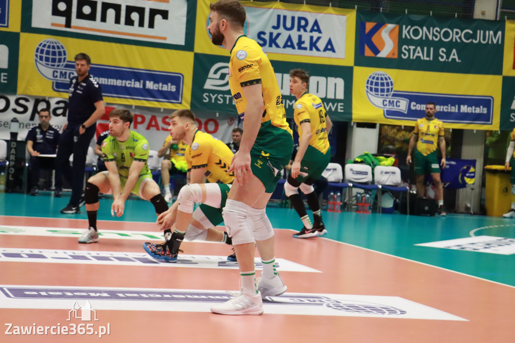 PRZEDŚWIĄTECZNE ZWYCIĘSTWO, RADOMIANIE POKONANI 3:0