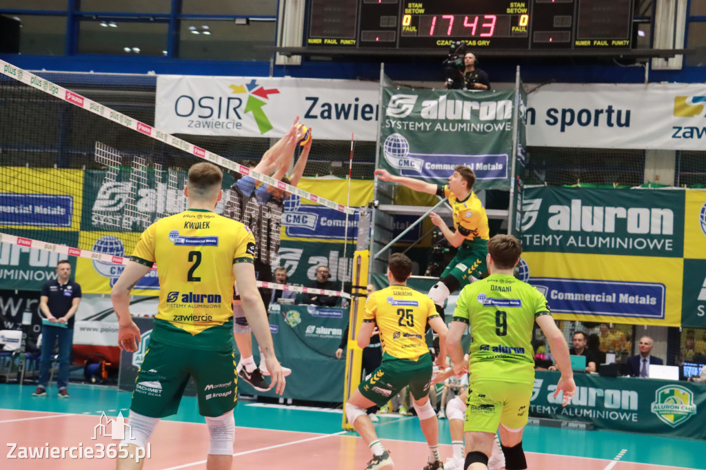 PRZEDŚWIĄTECZNE ZWYCIĘSTWO, RADOMIANIE POKONANI 3:0