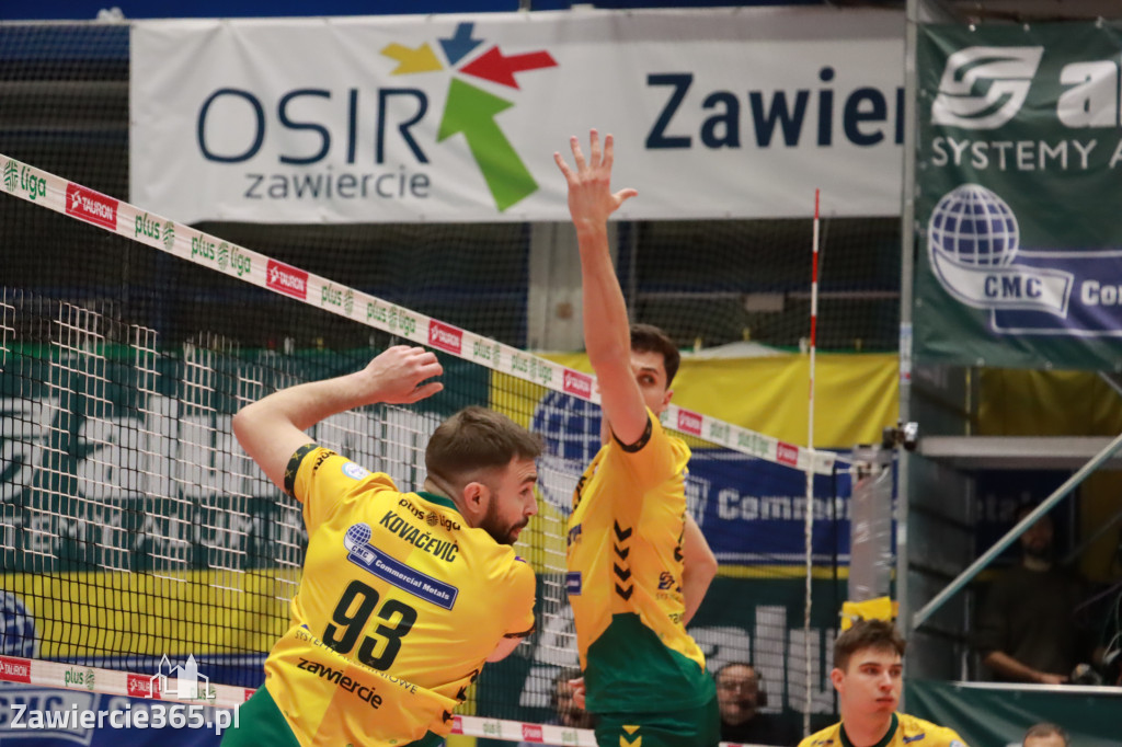 PRZEDŚWIĄTECZNE ZWYCIĘSTWO, RADOMIANIE POKONANI 3:0