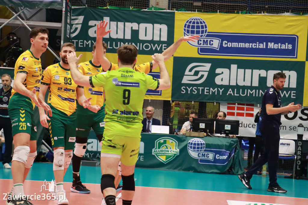 PRZEDŚWIĄTECZNE ZWYCIĘSTWO, RADOMIANIE POKONANI 3:0