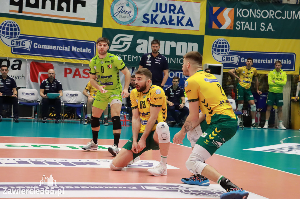 PRZEDŚWIĄTECZNE ZWYCIĘSTWO, RADOMIANIE POKONANI 3:0