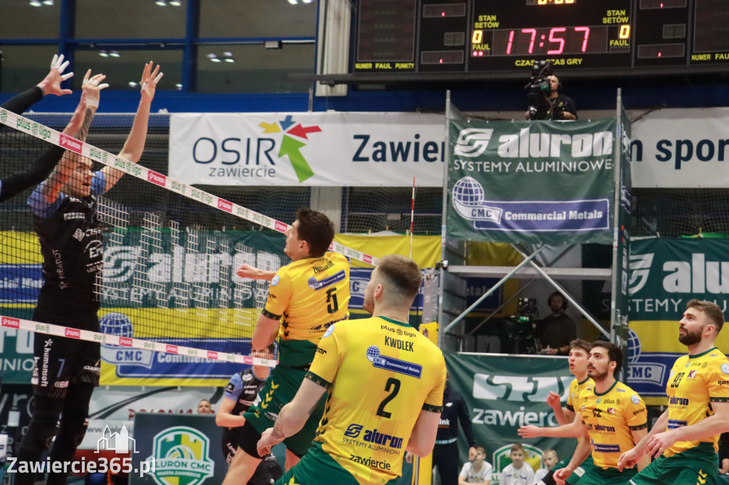 PRZEDŚWIĄTECZNE ZWYCIĘSTWO, RADOMIANIE POKONANI 3:0