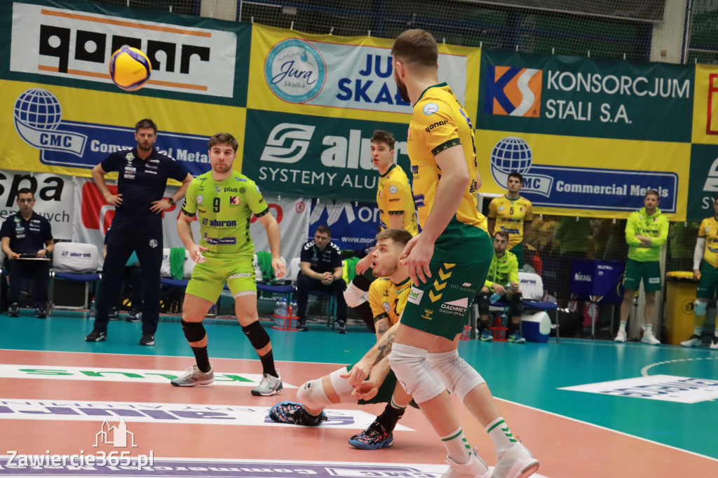 PRZEDŚWIĄTECZNE ZWYCIĘSTWO, RADOMIANIE POKONANI 3:0