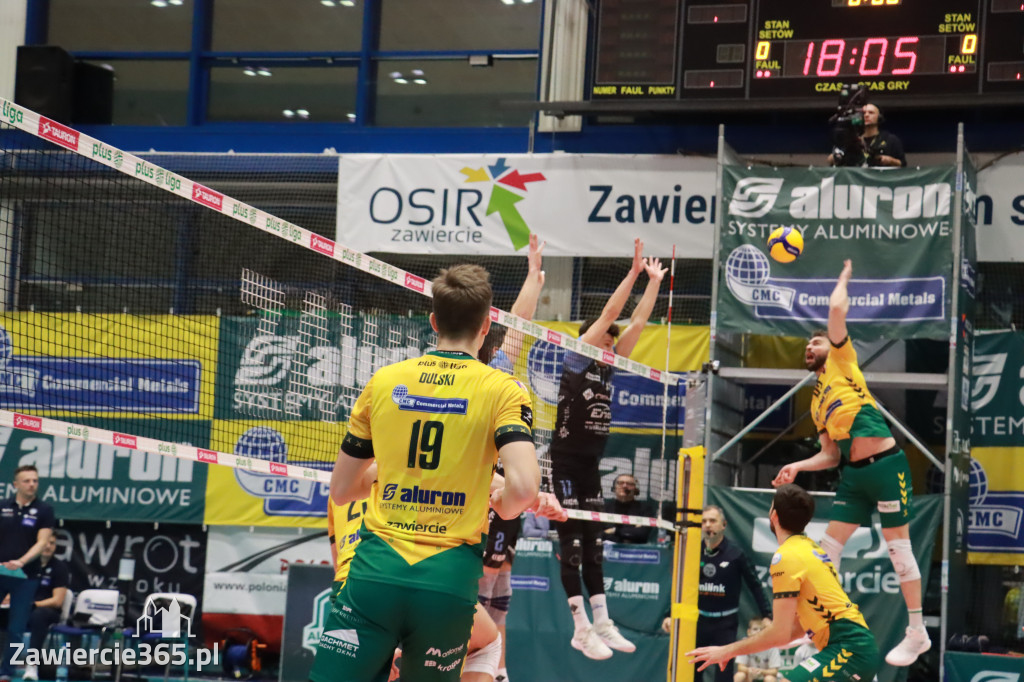 PRZEDŚWIĄTECZNE ZWYCIĘSTWO, RADOMIANIE POKONANI 3:0