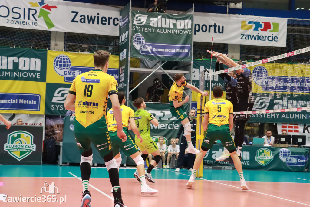 PRZEDŚWIĄTECZNE ZWYCIĘSTWO, RADOMIANIE POKONANI 3:0