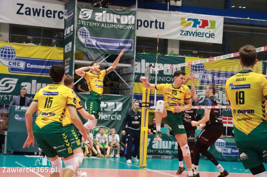 PRZEDŚWIĄTECZNE ZWYCIĘSTWO, RADOMIANIE POKONANI 3:0