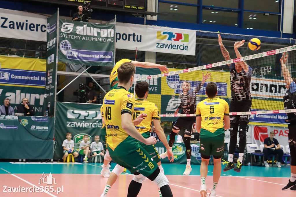 PRZEDŚWIĄTECZNE ZWYCIĘSTWO, RADOMIANIE POKONANI 3:0
