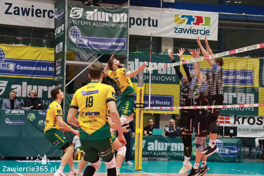 PRZEDŚWIĄTECZNE ZWYCIĘSTWO, RADOMIANIE POKONANI 3:0