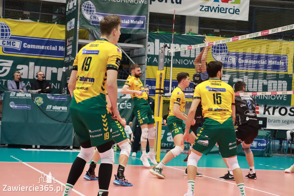 PRZEDŚWIĄTECZNE ZWYCIĘSTWO, RADOMIANIE POKONANI 3:0
