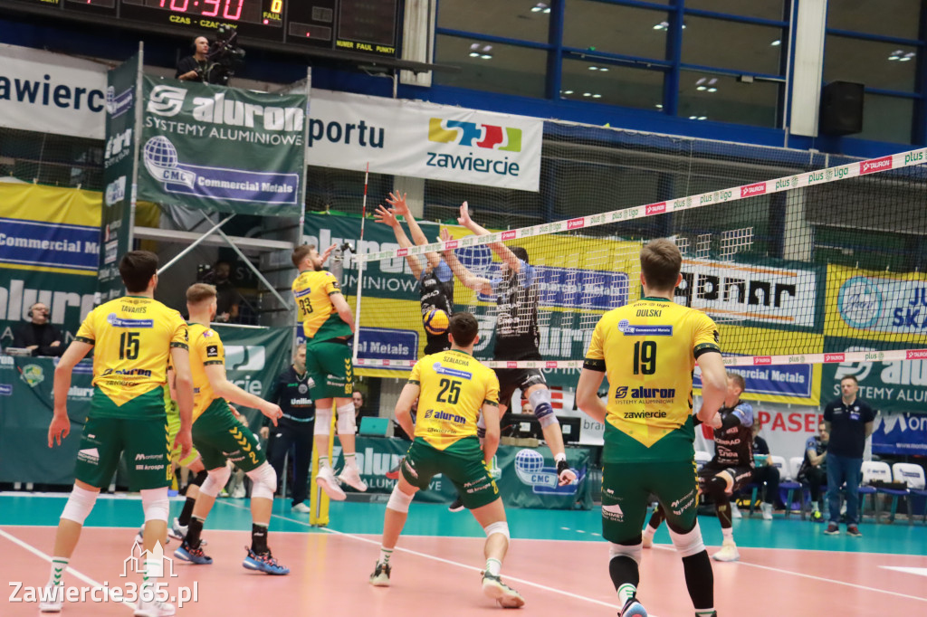 PRZEDŚWIĄTECZNE ZWYCIĘSTWO, RADOMIANIE POKONANI 3:0