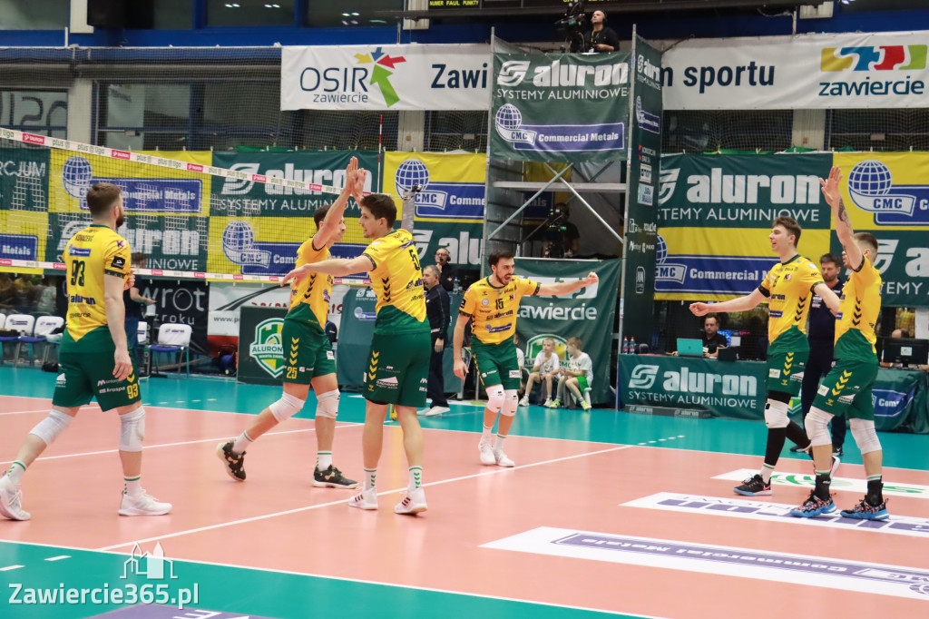 PRZEDŚWIĄTECZNE ZWYCIĘSTWO, RADOMIANIE POKONANI 3:0