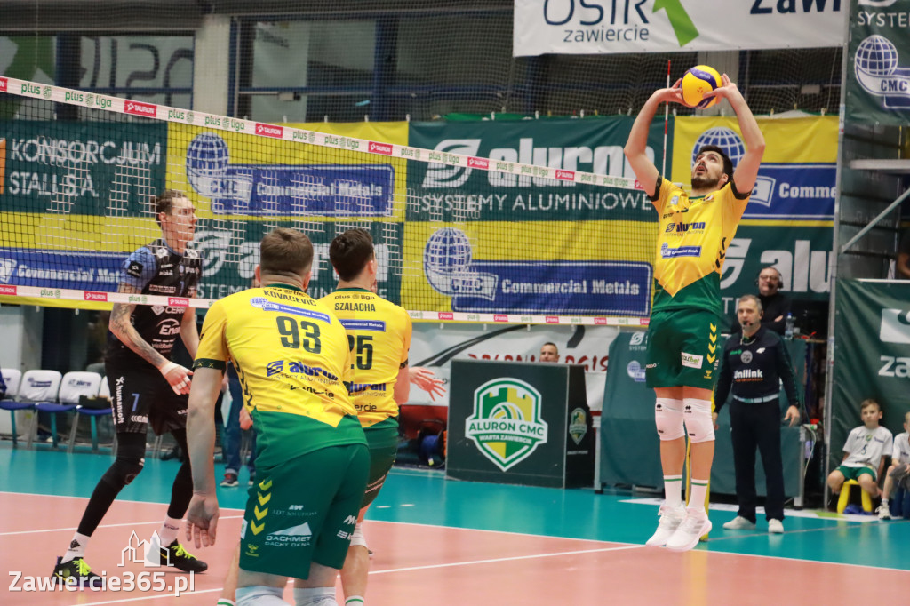 PRZEDŚWIĄTECZNE ZWYCIĘSTWO, RADOMIANIE POKONANI 3:0