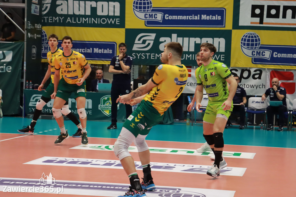 PRZEDŚWIĄTECZNE ZWYCIĘSTWO, RADOMIANIE POKONANI 3:0