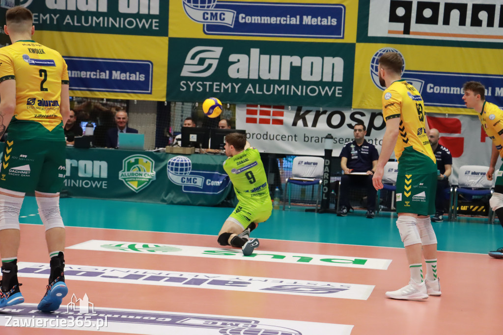 PRZEDŚWIĄTECZNE ZWYCIĘSTWO, RADOMIANIE POKONANI 3:0
