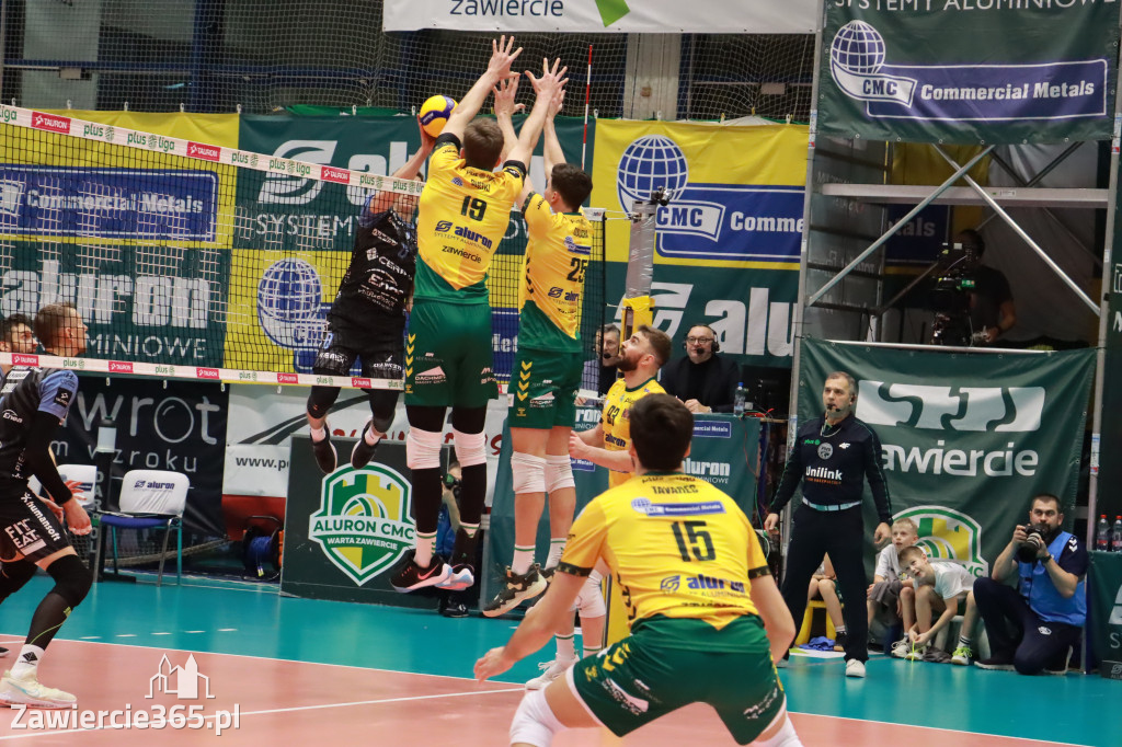 PRZEDŚWIĄTECZNE ZWYCIĘSTWO, RADOMIANIE POKONANI 3:0