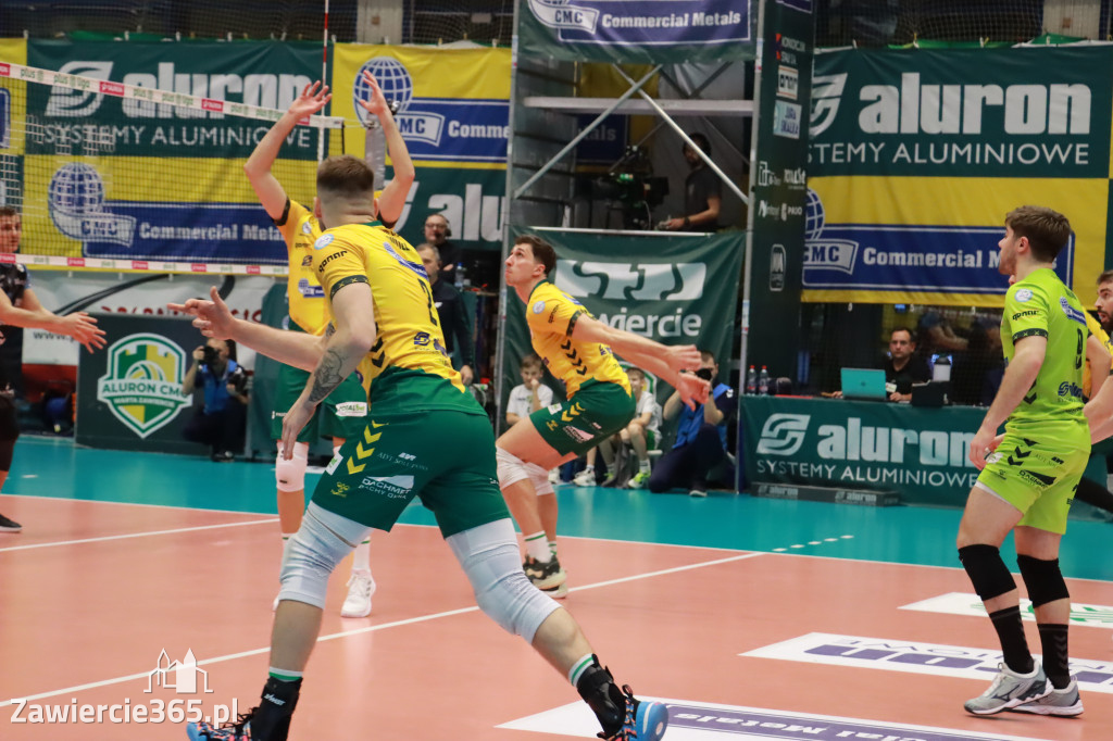 PRZEDŚWIĄTECZNE ZWYCIĘSTWO, RADOMIANIE POKONANI 3:0