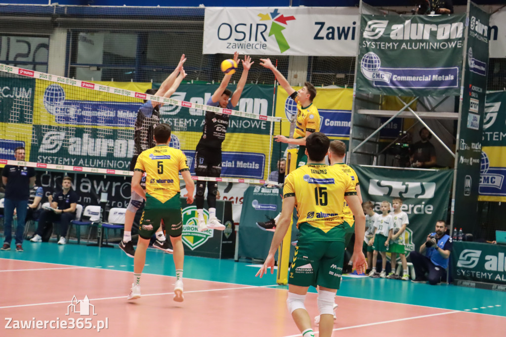 PRZEDŚWIĄTECZNE ZWYCIĘSTWO, RADOMIANIE POKONANI 3:0