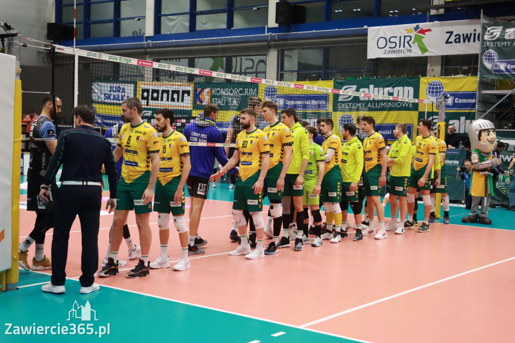 PRZEDŚWIĄTECZNE ZWYCIĘSTWO, RADOMIANIE POKONANI 3:0