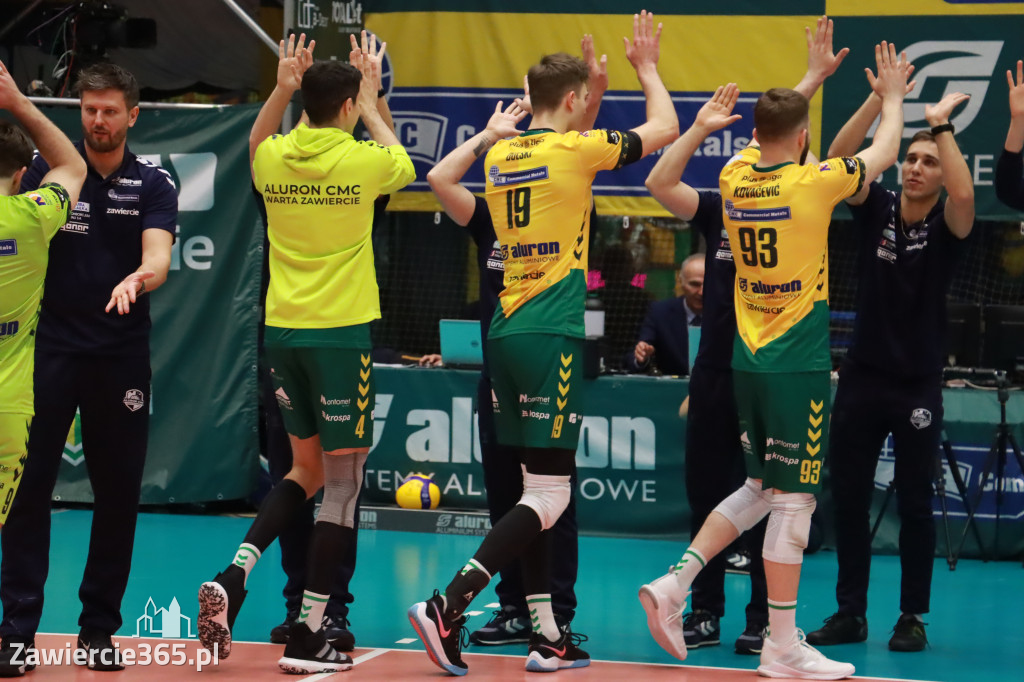 PRZEDŚWIĄTECZNE ZWYCIĘSTWO, RADOMIANIE POKONANI 3:0