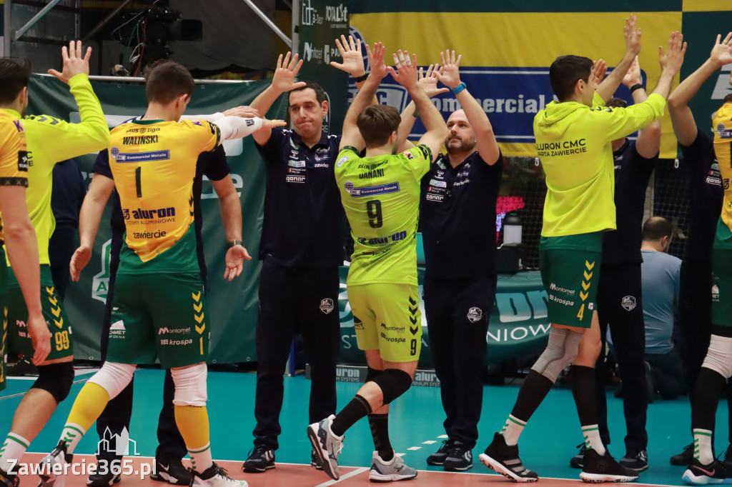 PRZEDŚWIĄTECZNE ZWYCIĘSTWO, RADOMIANIE POKONANI 3:0
