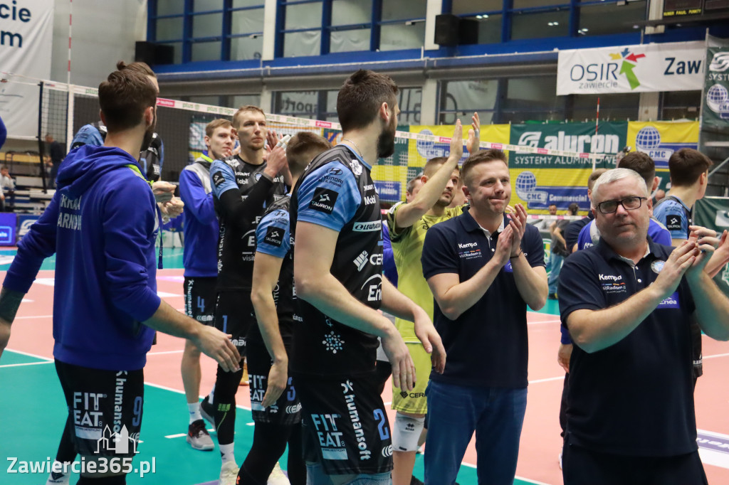 PRZEDŚWIĄTECZNE ZWYCIĘSTWO, RADOMIANIE POKONANI 3:0