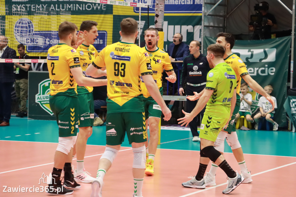 JASTRZĘBIE POKONANE PO TIE-BREAKU!