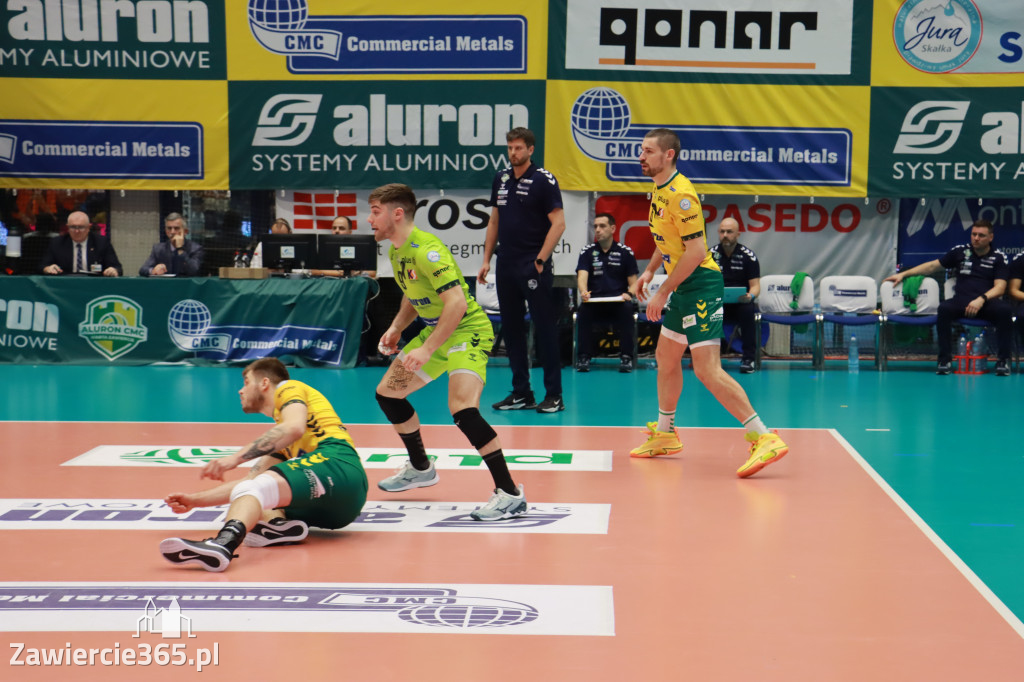 JASTRZĘBIE POKONANE PO TIE-BREAKU!