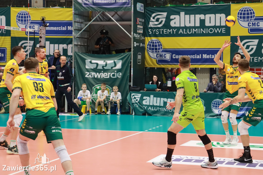 JASTRZĘBIE POKONANE PO TIE-BREAKU!
